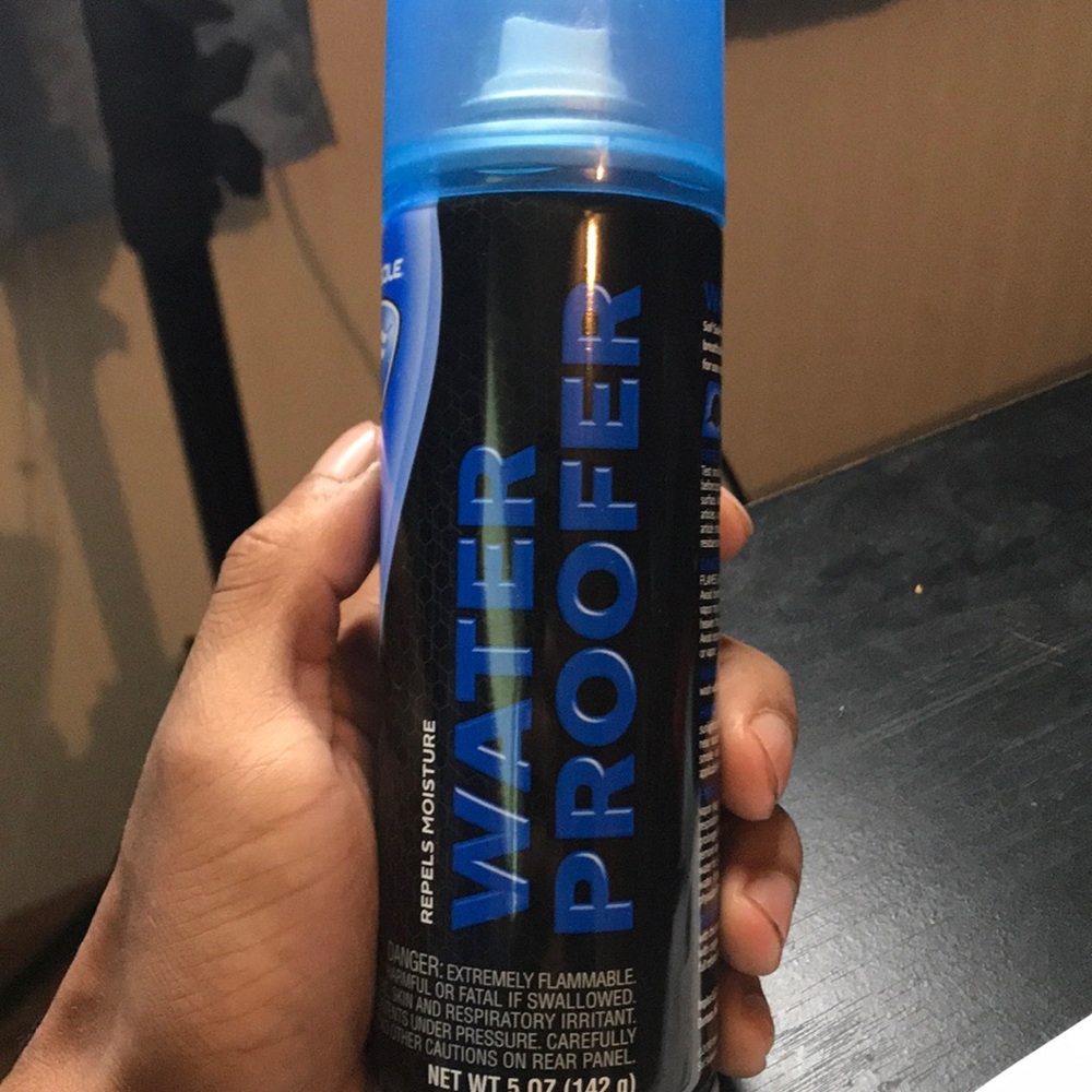 Shoe water repeller